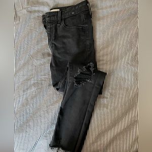 Abercrombie High Rise Super Skinny Ankle Jean